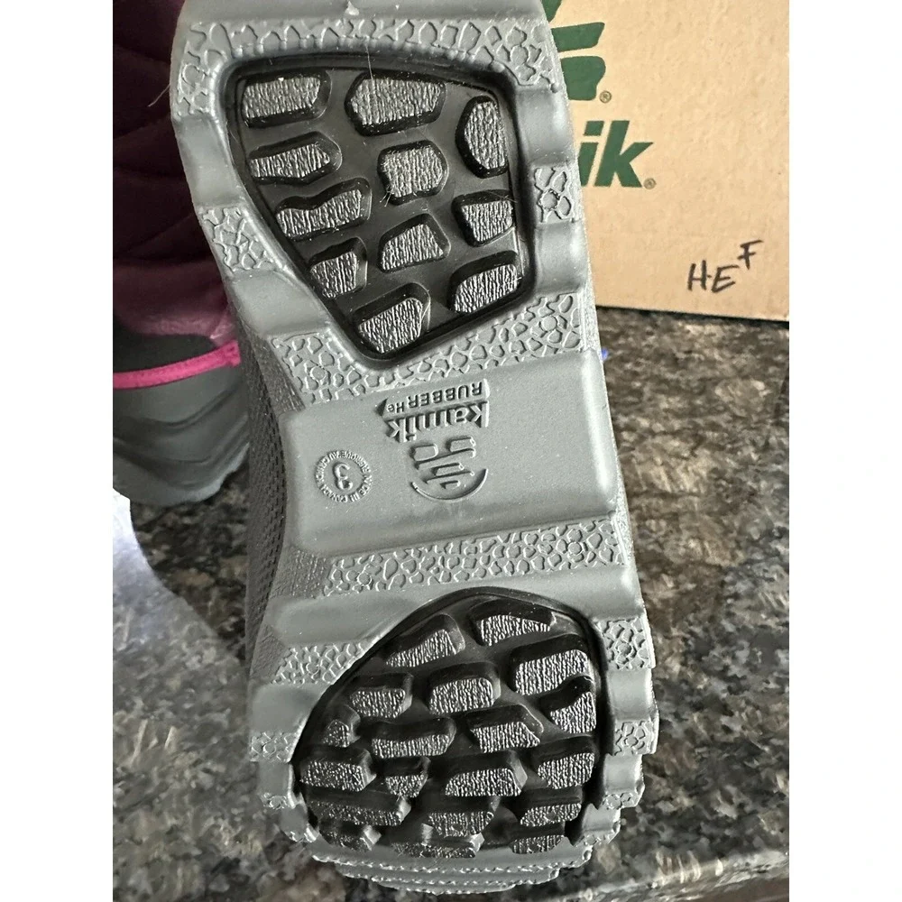 Kamik Kids' Snowgypsy 4 Winter Boot.‎ Purple Black. NWB. Size 3